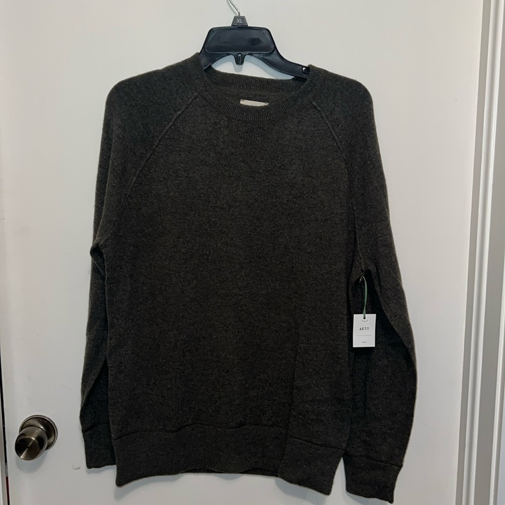 100% cashmere super soft, olive green sweater